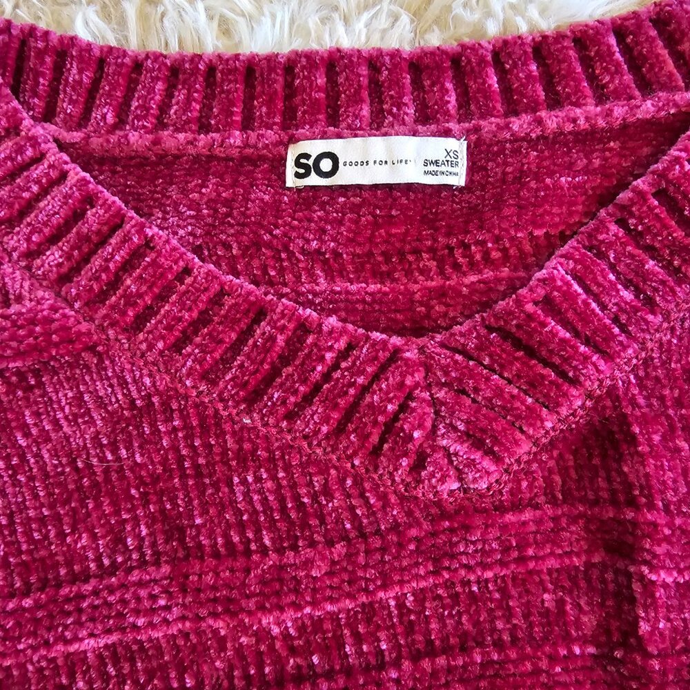 Cropped Sweater - Picture 6 of 6